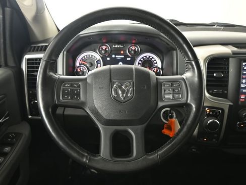 Used 2020 RAM 1500 Classic SLT w/ Luxury Group AWD/4WD image 35