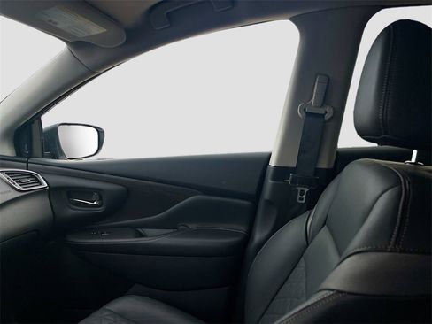 Used 2023 Nissan Murano Platinum w/ Cargo Package image 25