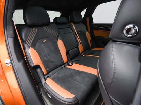 Certified 2022 Bentley Bentayga image 49