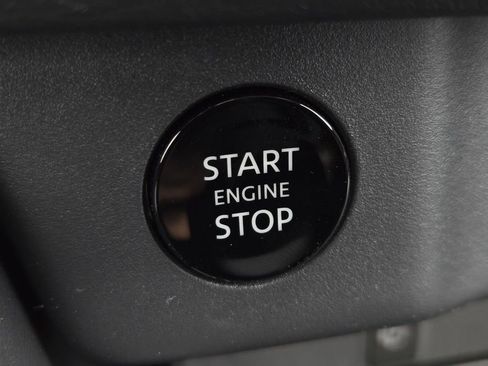 New 2026 Nissan Rogue Platinum image 29