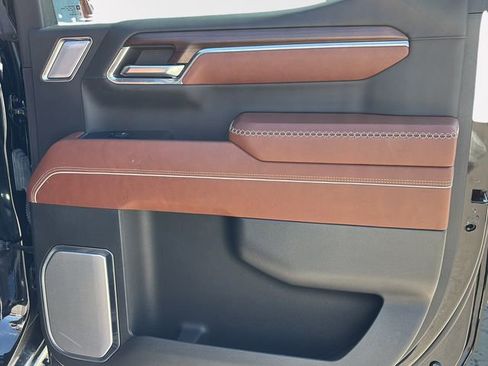 Used 2024 GMC Sierra 1500 Denali Ultimate image 13