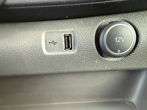 Used 2021 Ford Transit 150 Low Roof RWD image 28