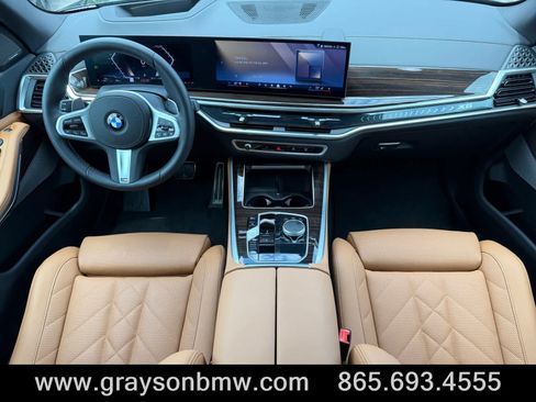 Used 2026 BMW X5 xDrive40i w/ M Sport Package AWD/4WD image 22