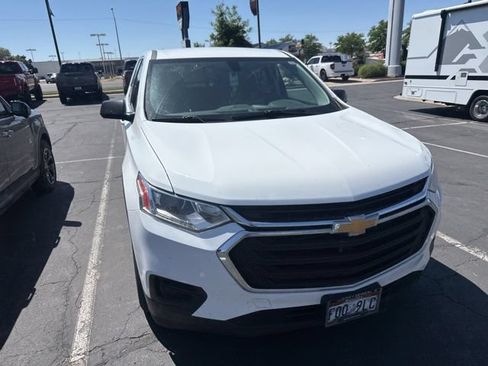 Used 2018 Chevrolet Traverse LS AWD/4WD image 1