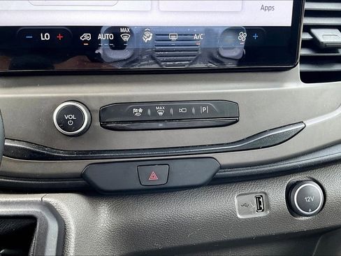 Used 2022 Ford Transit 350 XLT image 14