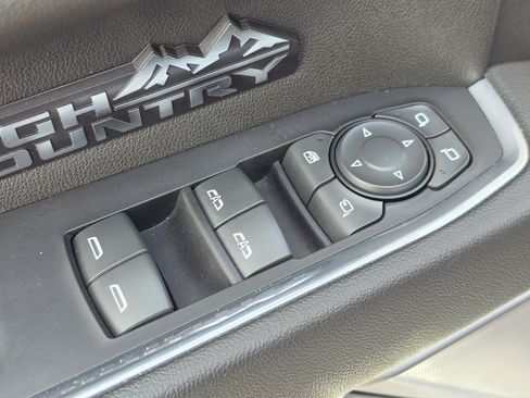 Used 2022 Chevrolet Silverado 1500 High Country AWD/4WD image 24