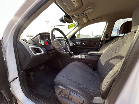 Used 2017 GMC Terrain SLE image 12