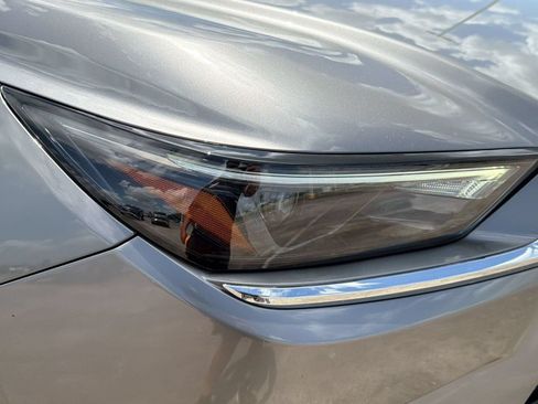 Used 2025 Toyota Grand Highlander FWD image 12