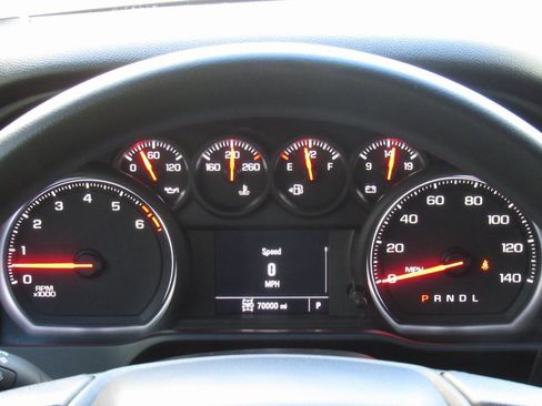 Used 2019 Chevrolet Silverado 1500 Custom Trail Boss w/ Custom Convenience Package image 22