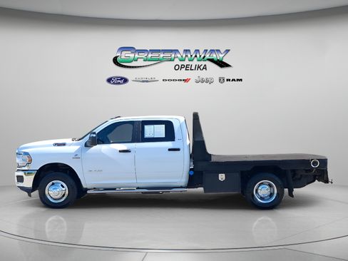 Used 2024 RAM 3500 SLT w/ Quick Order Package 2YG SLT AWD/4WD image 4