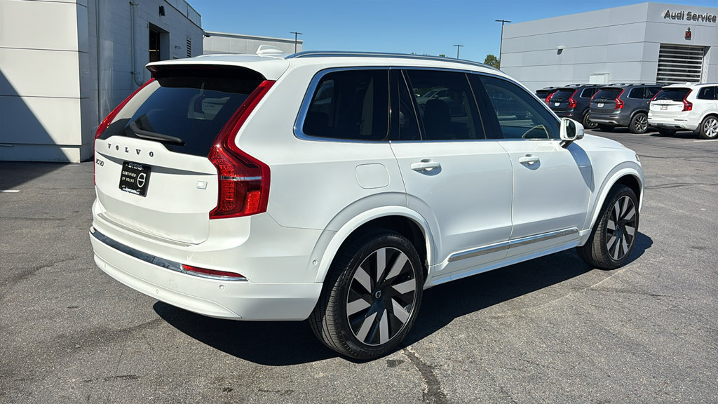 Used 2024 Volvo XC90 T8 Plus w/ Protection Package Premier AWD/4WD image 28