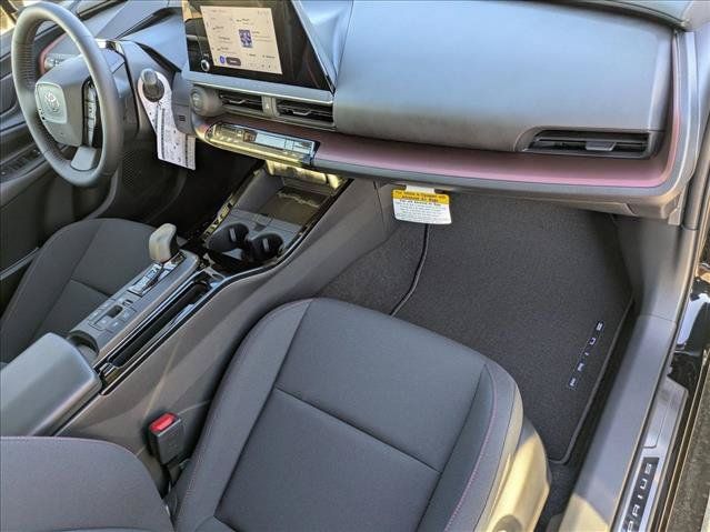 Used 2026 Toyota Prius Plug-In Hybrid FWD image 22