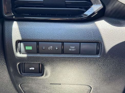Used 2023 Nissan Sentra SV w/ All-Weather Package FWD image 24