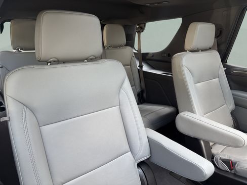 Used 2023 Chevrolet Tahoe LT w/ LT Signature Package AWD/4WD image 24