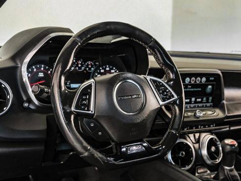 Used 2018 Chevrolet Camaro SS image 13