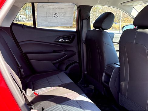 New 2026 Chevrolet Trax LT w/ Driver Confidence Package FWD image 13