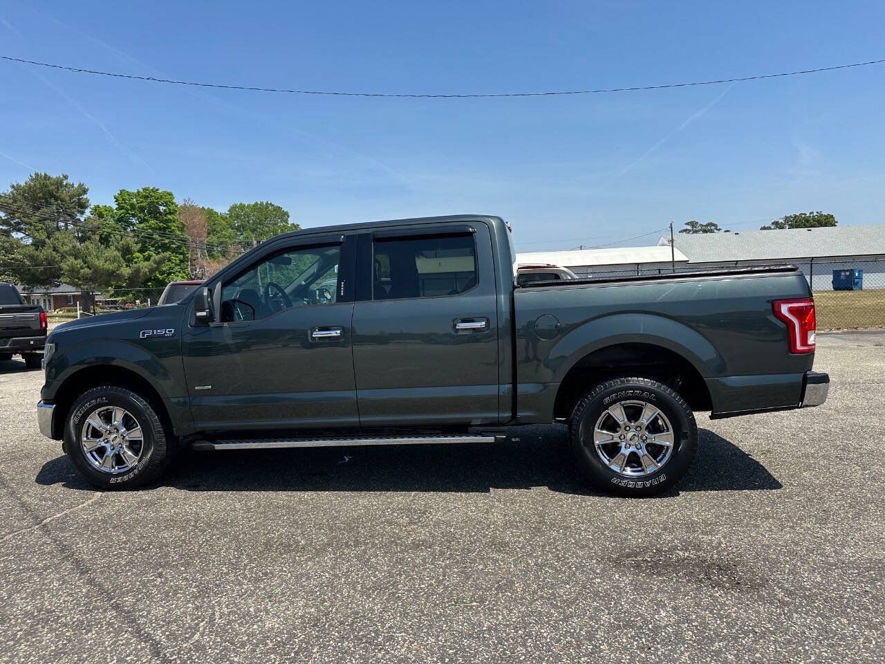 Used 2015 Ford F150 XLT w/ Equipment Group 301A Mid AWD/4WD image 20