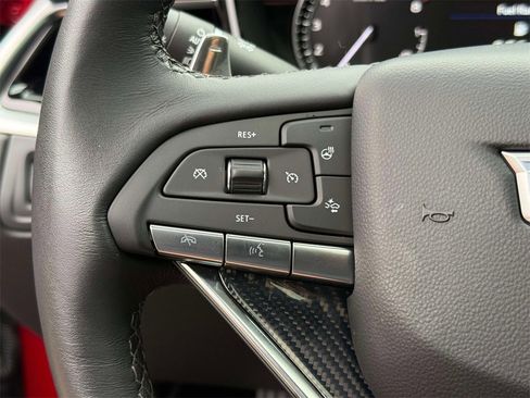 Used 2024 Cadillac XT6 Sport image 34