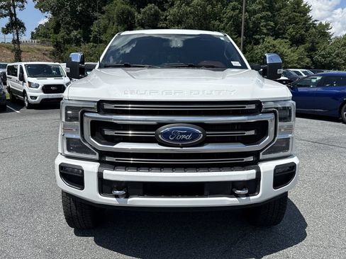 Used 2022 Ford F350 Platinum AWD/4WD image 2