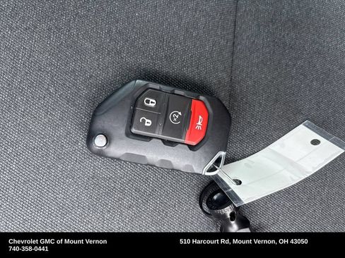 Used 2026 Jeep Wrangler Unlimited Sahara AWD/4WD image 48