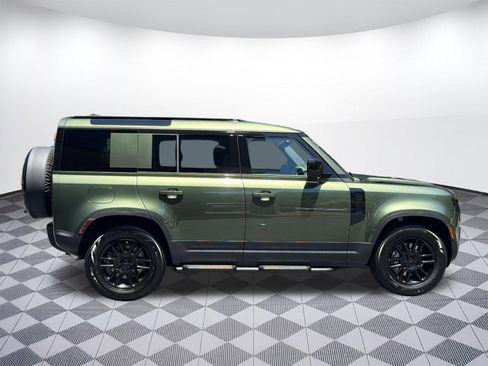 New 2026 Land Rover Defender 110 S AWD/4WD image 8