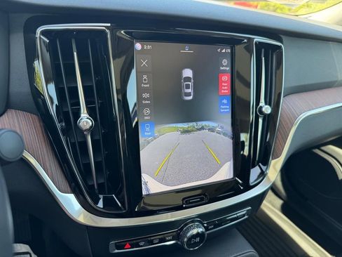Certified 2023 Volvo S60 T8 Plus AWD/4WD image 20