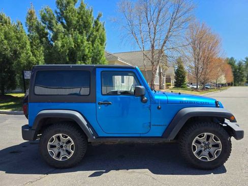 Used 2015 Jeep Wrangler Rubicon AWD/4WD image 8
