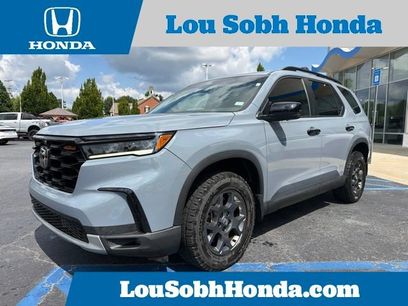 Certified 2025 Honda Pilot TrailSport