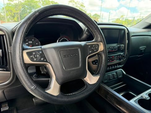 Used 2016 GMC Sierra 2500 Denali w/ Duramax Plus Package AWD/4WD image 8