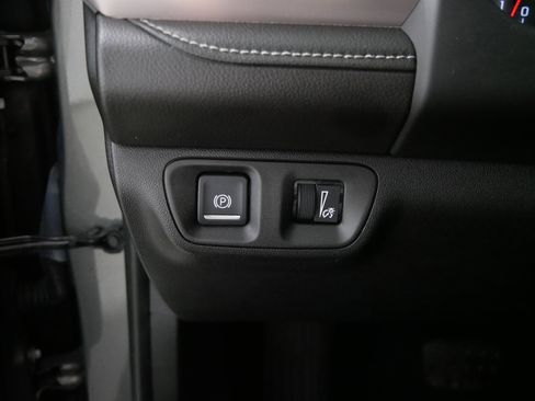 Used 2018 GMC Acadia Denali w/ Technology Package image 26