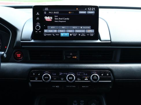 Used 2025 Honda Pilot Elite image 16