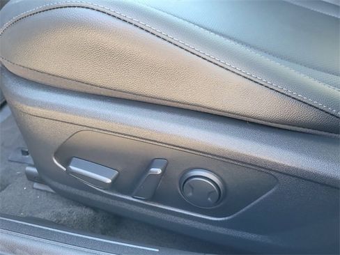 New 2026 Hyundai Elantra Limited image 15