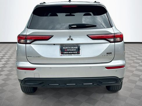 Used 2025 Mitsubishi Outlander SEL Black Edition AWD/4WD image 6