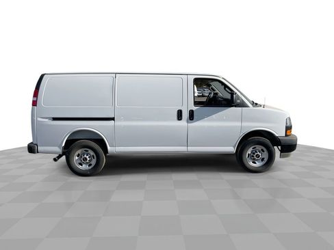New 2025 GMC Savana 2500 w/ Driver Convenience Package image 9