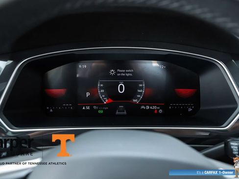 Used 2024 Volkswagen Tiguan SE R-Line FWD image 27