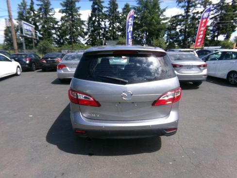 Used 2013 MAZDA MAZDA5 Grand Touring FWD image 2