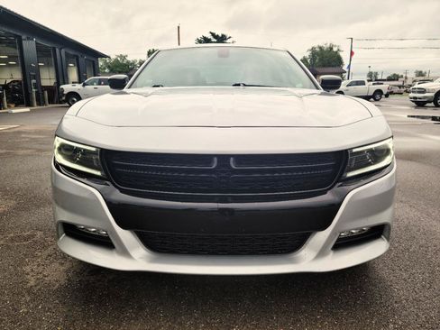 Used 2022 Dodge Charger SXT w/ Driver Convenience Group AWD/4WD image 2