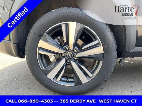 Certified 2026 Nissan Rogue SL AWD/4WD image 10