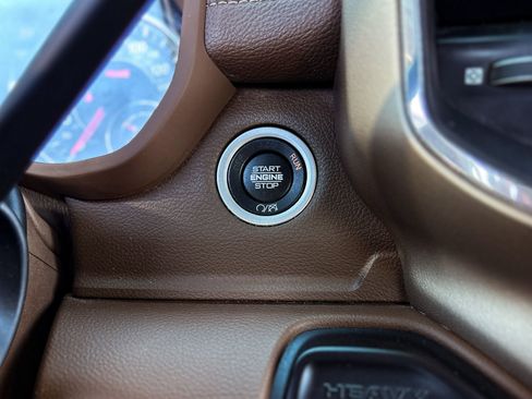 Used 2022 RAM 3500 Laramie image 21