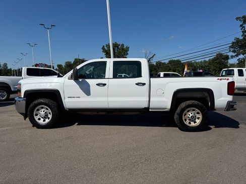 Used 2015 Chevrolet Silverado 3500 W/T w/ Snow Plow Prep Package AWD/4WD image 2