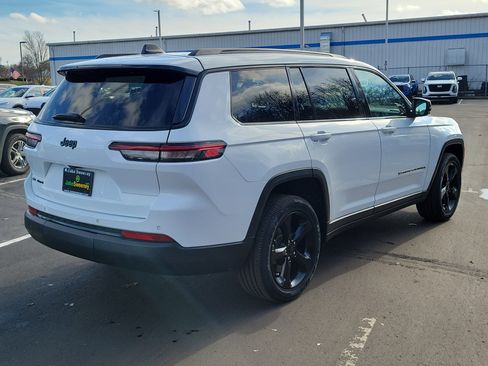 Used 2021 Jeep Grand Cherokee L Altitude image 4