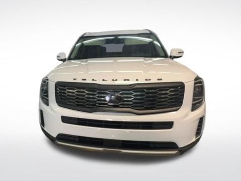 Used 2021 Kia Telluride S FWD image 3