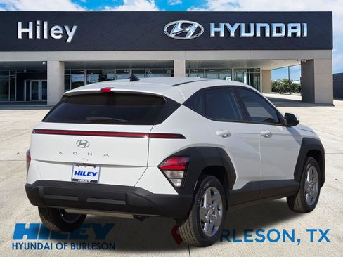 New 2026 Hyundai Kona SE FWD image 4