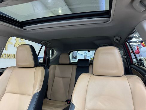 Used 2016 Toyota RAV4 Limited image 16