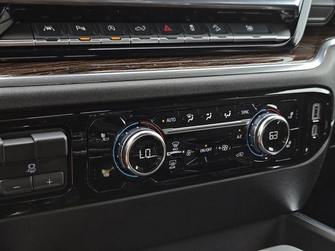 Used 2025 GMC Sierra 1500 Elevation w/ Elevation Premium Package image 22