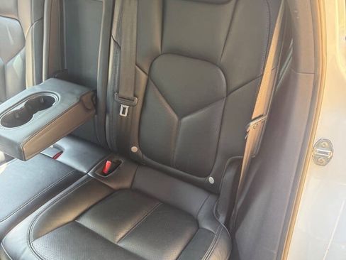 Used 2016 Porsche Cayenne AWD/4WD image 16