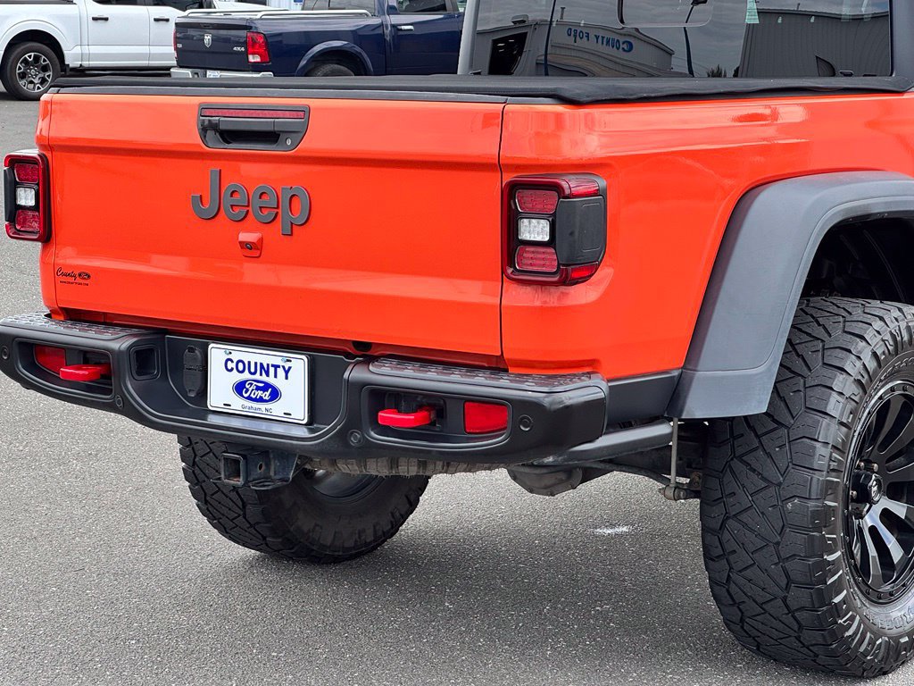Used 2020 Jeep Gladiator Rubicon w/ Dual Top Group AWD/4WD image 37