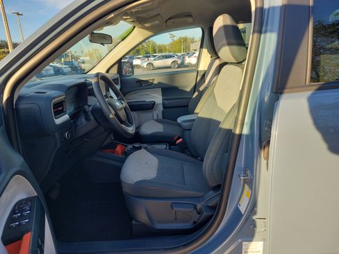 Used 2024 Ford Maverick XLT image 16