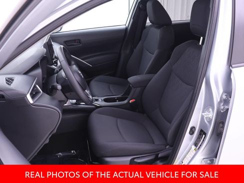 Certified 2023 Toyota Corolla Cross LE w/ Moonroof Package AWD/4WD image 4