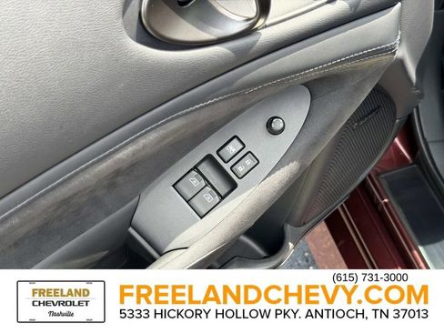 Used 2025 Nissan Z Performance w/ Floor Mat Package RWD image 18